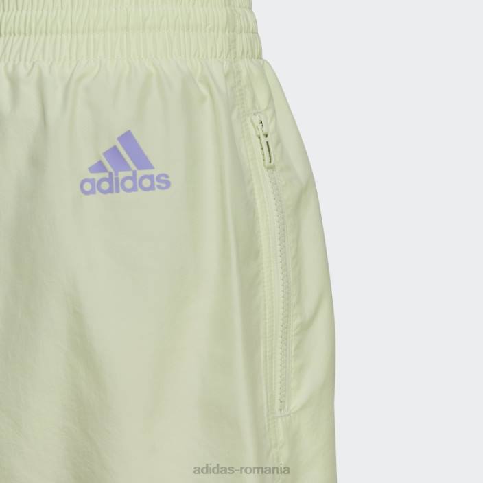 Adidas lime essentials brandlove chelsea pantaloni scurți adidas bărbați lămâie verde 2JBN14715
