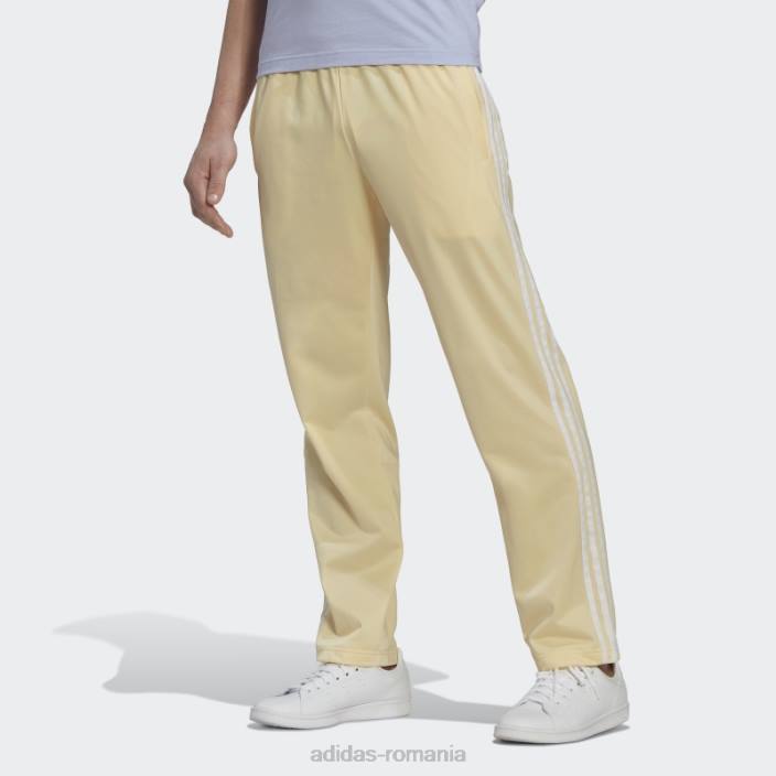 Adidas pantaloni galbeni de trening cu picioare drepte bărbați galben 2JBN14872