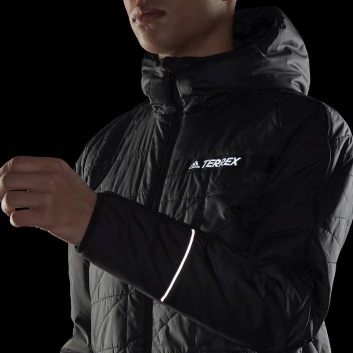 Adidas geacă neagră cu glugă izolată terrex multi bărbați negru 2JBN14087