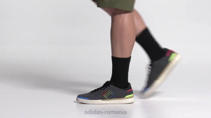 Adidas pantofi negri cinci ten sleuth dlx mountain bike bărbați negru/carbon/alb 2JBN4804