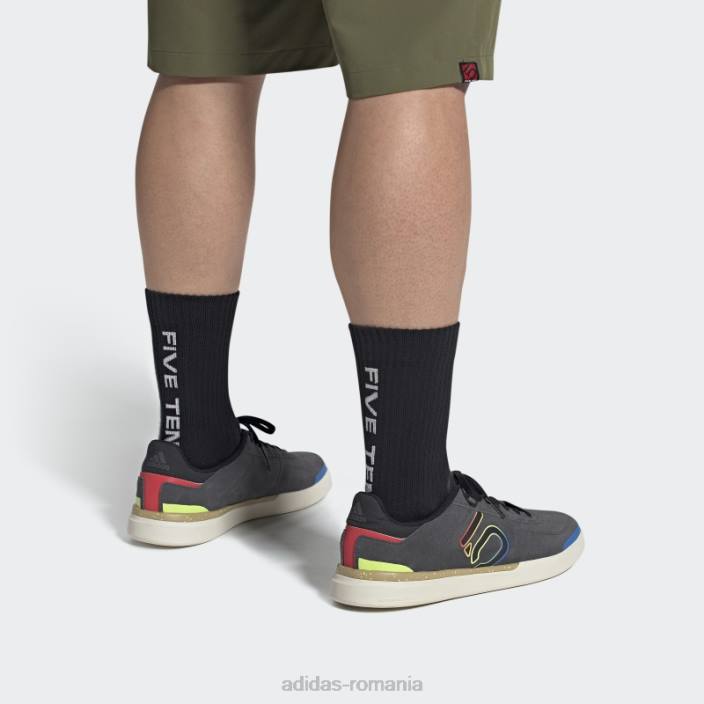 Adidas pantofi negri cinci ten sleuth dlx mountain bike bărbați negru/carbon/alb 2JBN4804