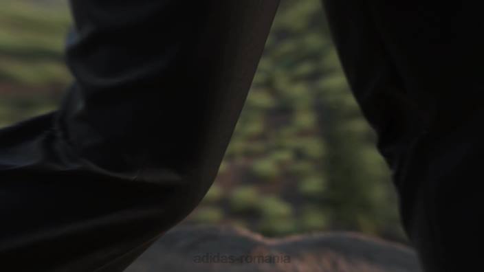 Adidas jachetă căptușită cu glugă orange terrex myshelter primaloft bărbați portocale 2JBN21406