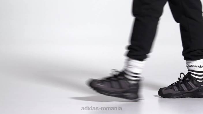Adidas pantofi negri hyperturf unisex negru/argintiu/gri urme 2JBN3917