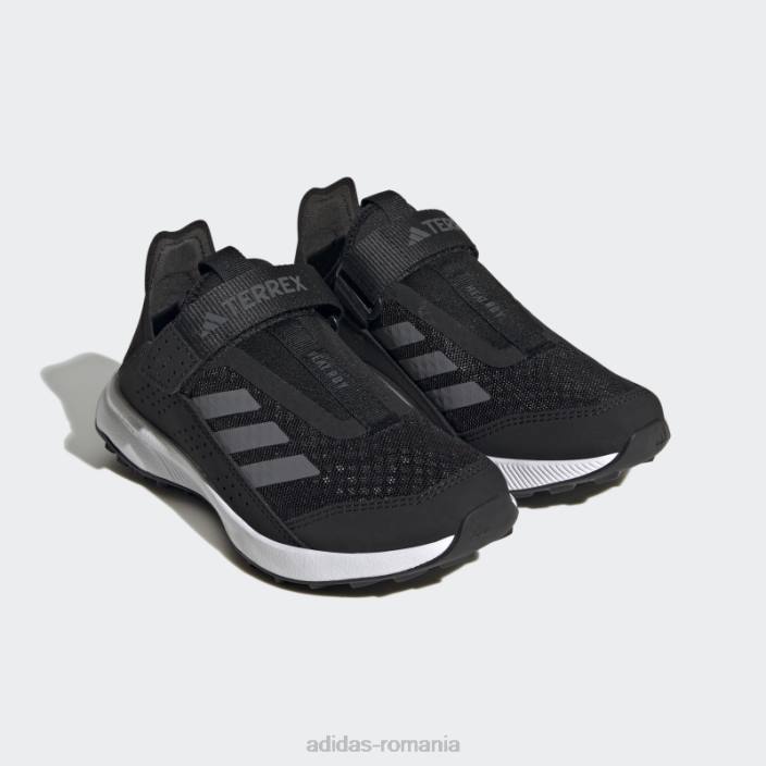 Adidas pantofi de voiaj negri Terrex Voyager 21 adidas copii gri inchis 2JBN11289