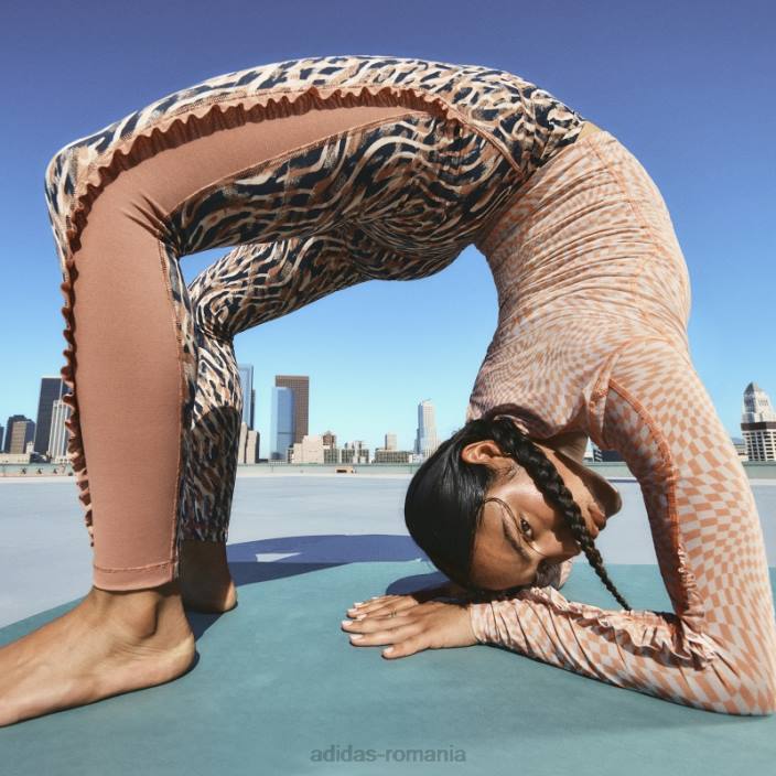 Adidas jambiere 7/8 cu tentă ecru yoga studio clash imprimeu femei nuanță ecru/taupe/argilă 2JBN9431
