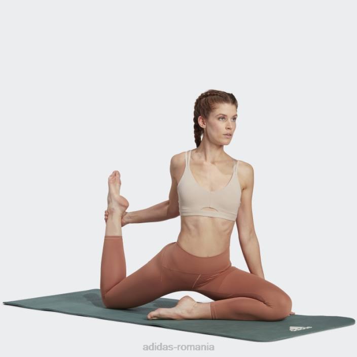 Adidas yoga studio luxe sutien cu susținere la lumină taupe femei taupe 2JBN9355