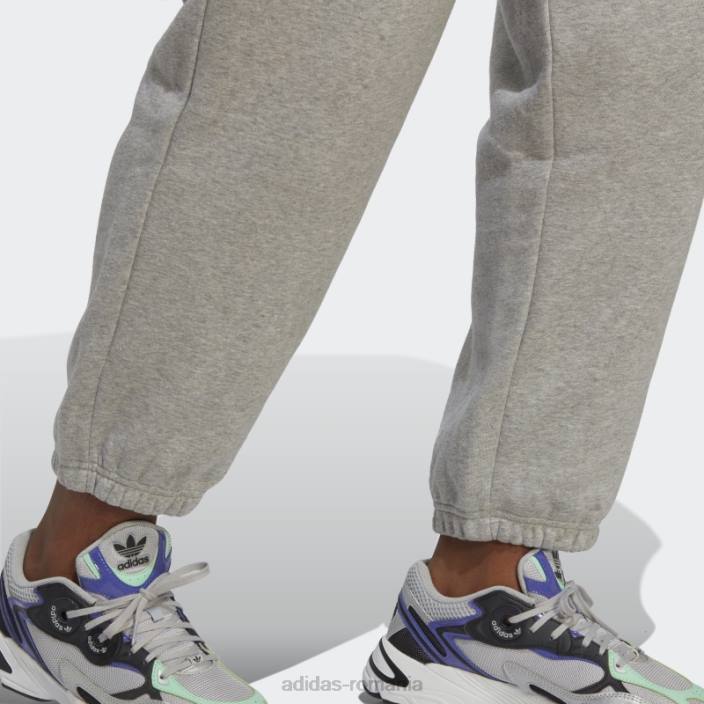 Adidas pantaloni de jogging fleece essentials (plus marime) gri mediu adidas femei gri mediu 2JBN9858