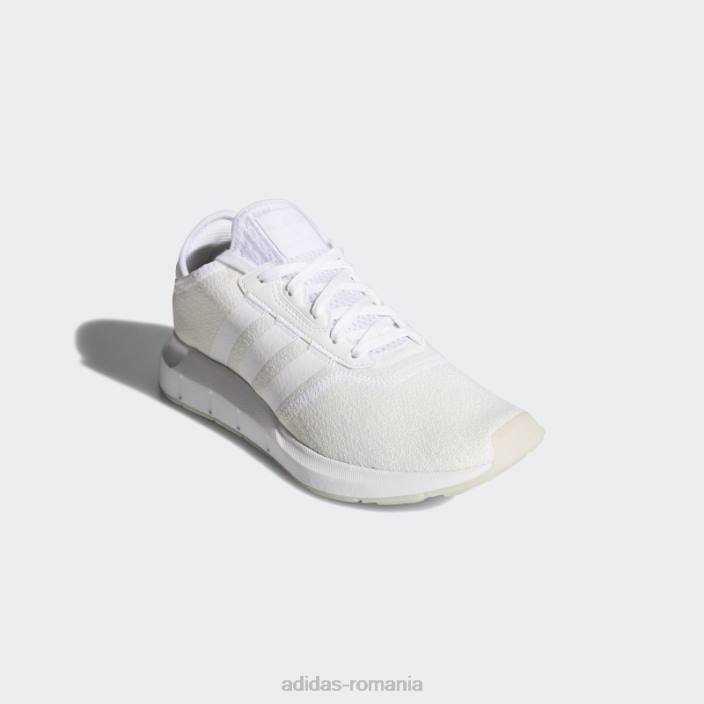Adidas pantofi albi swift run x femei nuanță alb/roz 2JBN2207