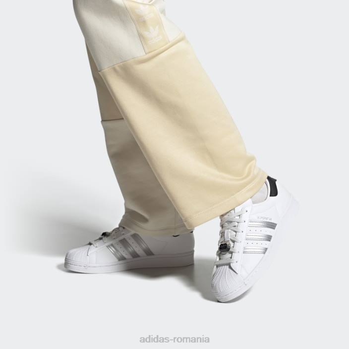 Adidas pantofi superstar argintii femei alb/argintiu/negru 2JBN15927