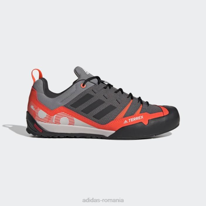 Adidas pantofi de abordare gri terrex swift solo adidas femei gri/negru/rosu 2JBN16335